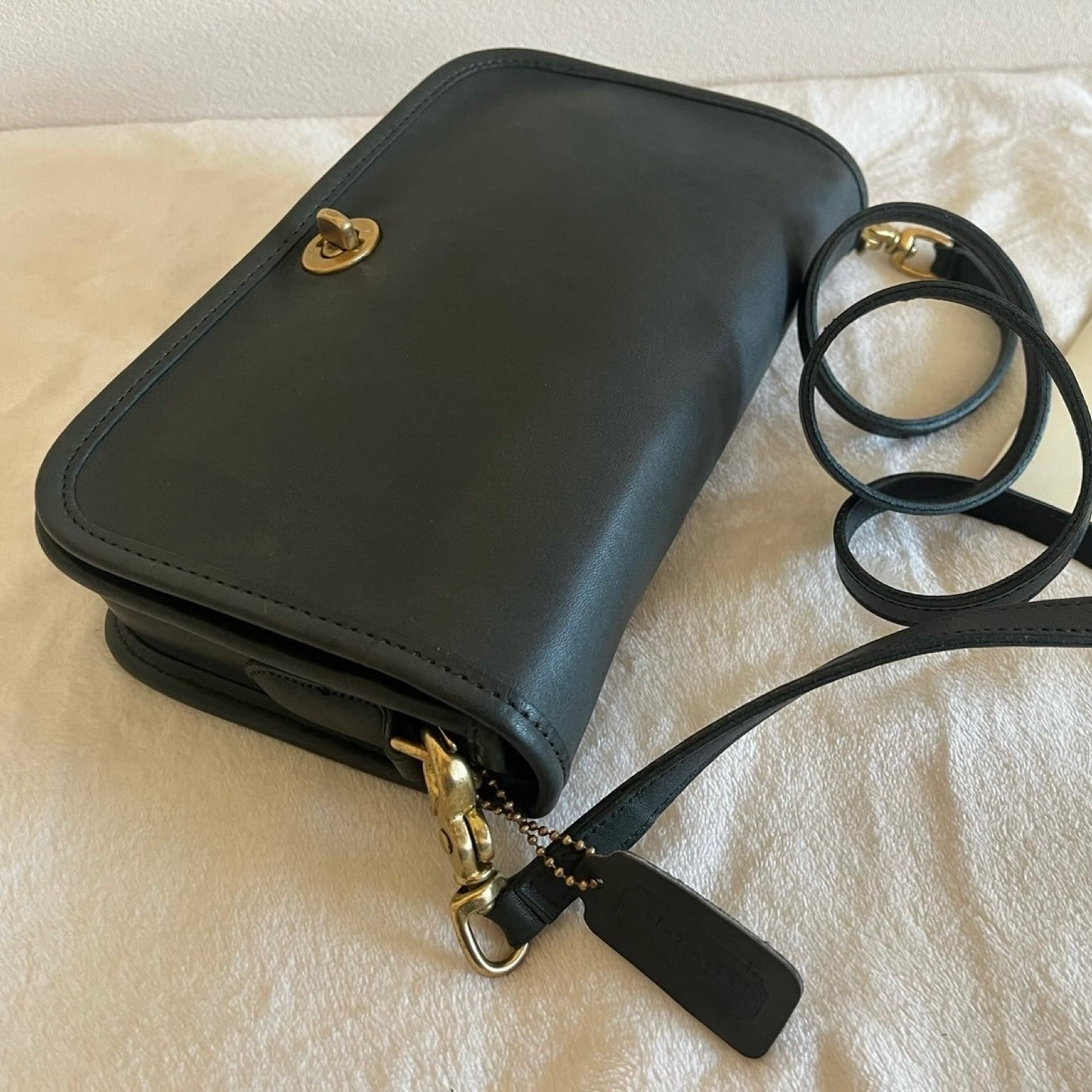 VTG Coach 9755 Green Leather Penny Pocket Purse Crossbody-No Extra Fees US Only