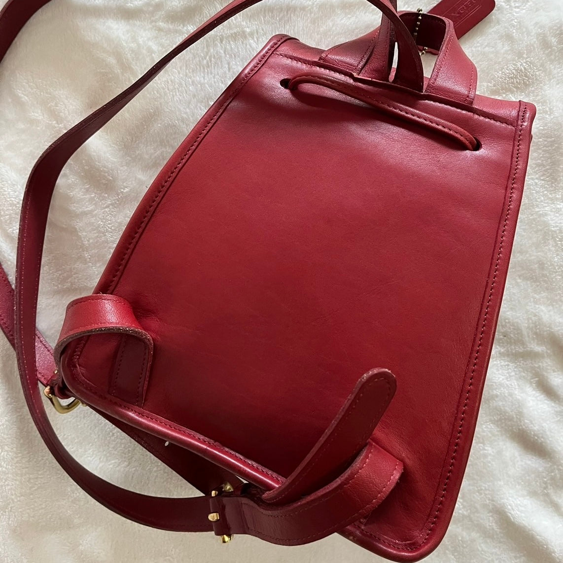 VTG Coach 9960 Red Leather Turnlock Drawstring Backpack – No Extra Fees US Only