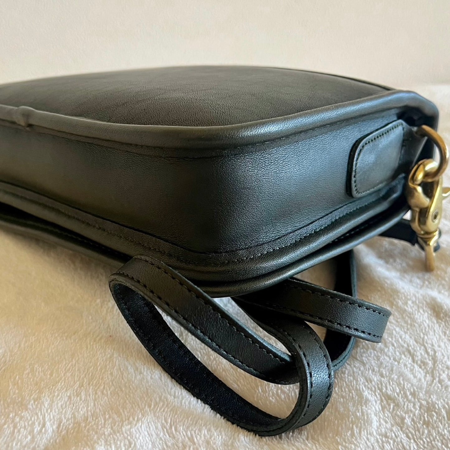 VTG Coach 9755 Green Leather Penny Pocket Purse Crossbody-No Extra Fees US Only