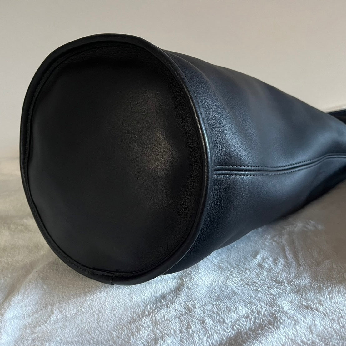 Coach 9953 Black Leather Duffle – Helen Berg’s Legacy – No Extra Fees US Only