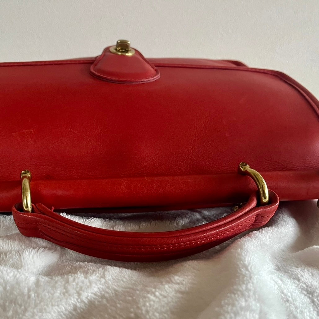 VTG Coach 9927 Red WILLIS Shoulder Bag – All Duties & Taxes Included (US Only)