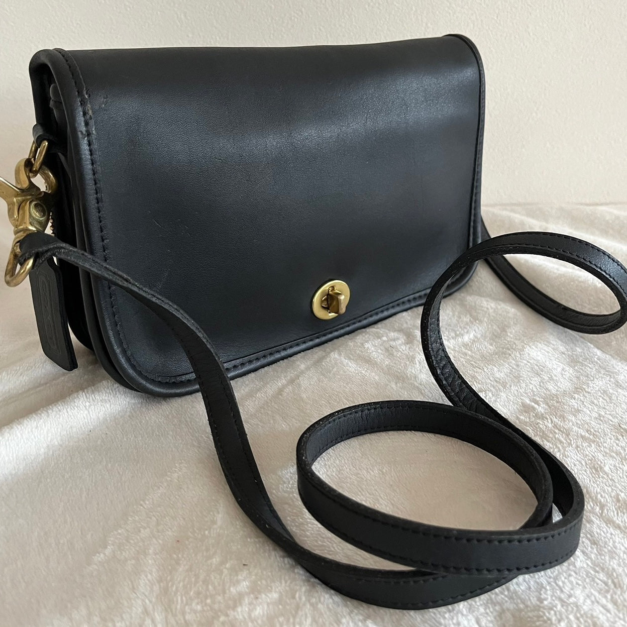 VTG Coach 9755 Black Leather Penny Pocket Crossbody Bag – No Extra Fees US Only