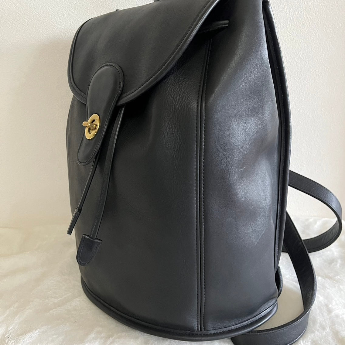 VTG Coach 9943 Black Leather Daypack Backpack Travel Bag – No Extra Fees US Only