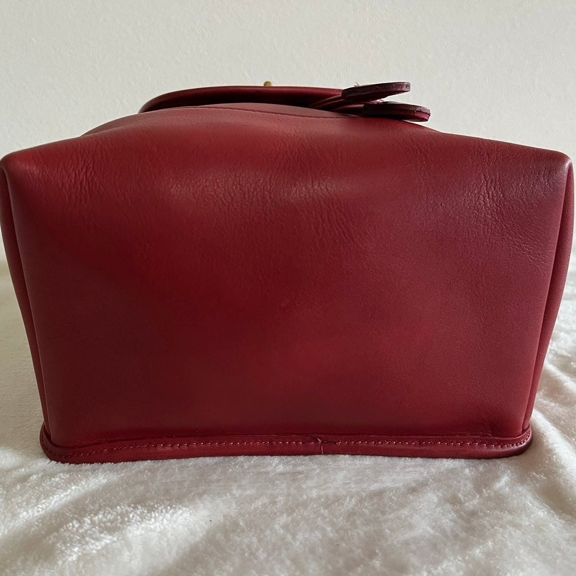 VTG Coach 9960 Red Leather Turnlock Drawstring Backpack – No Extra Fees US Only