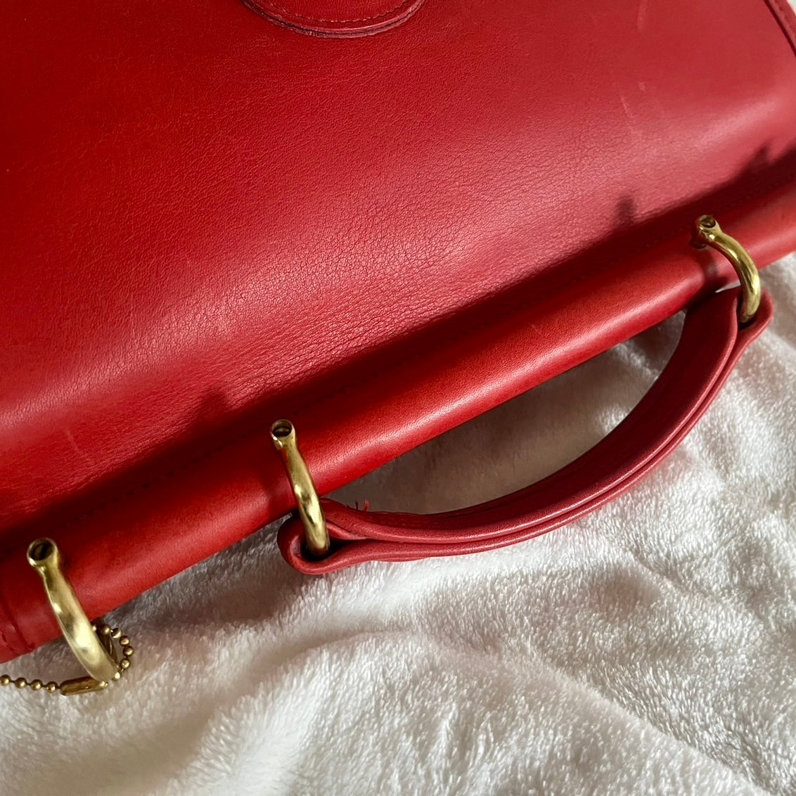 VTG Coach 9927 Red WILLIS Shoulder Bag – All Duties & Taxes Included (US Only)