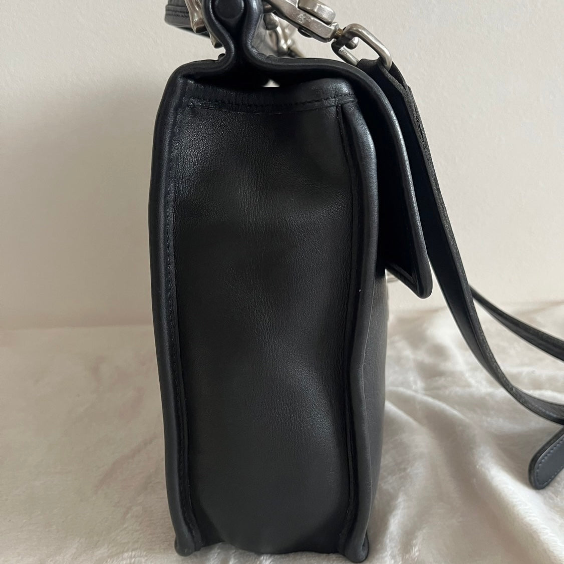 VTG Coach 9927 Black Willis Crossbody Satchel Silver–No Extra Fees US Only