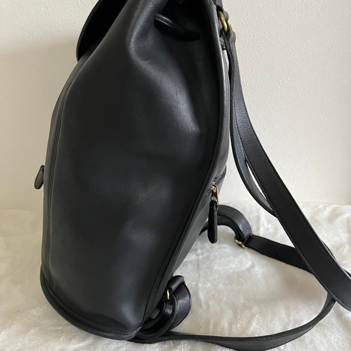VTG Coach 9943 Black Leather Daypack Backpack Travel Bag – No Extra Fees US Only