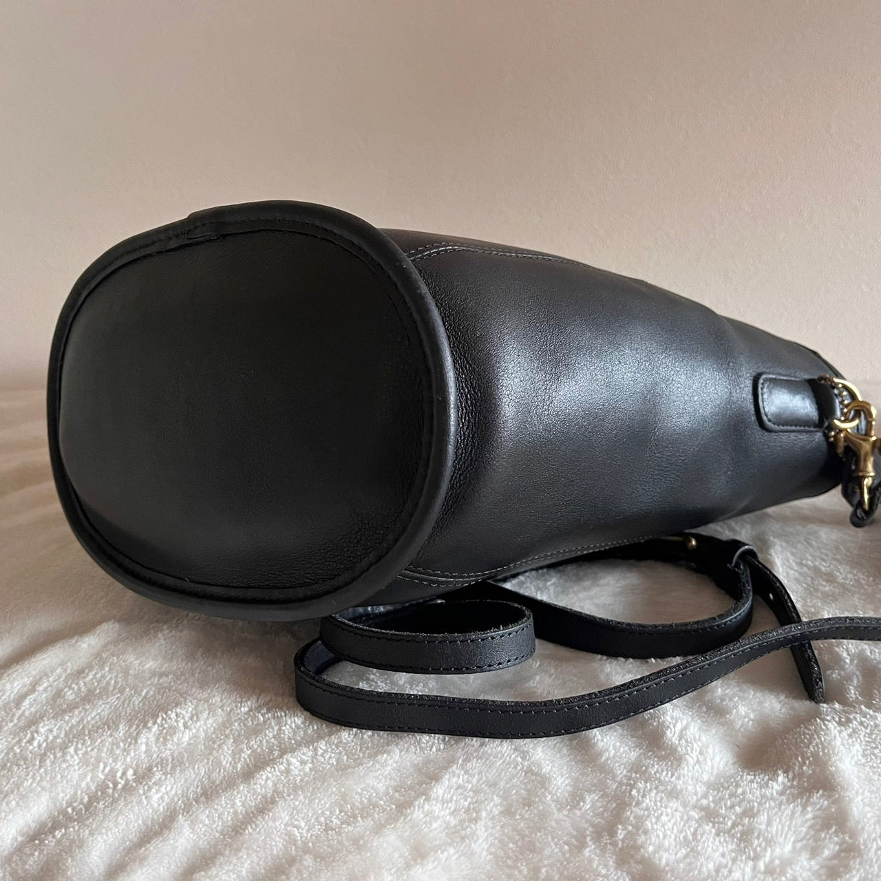 Vintage Coach 9993 Black Leather Mini Shopper Bucket Tote Bag USA – No Extra Fees US Only