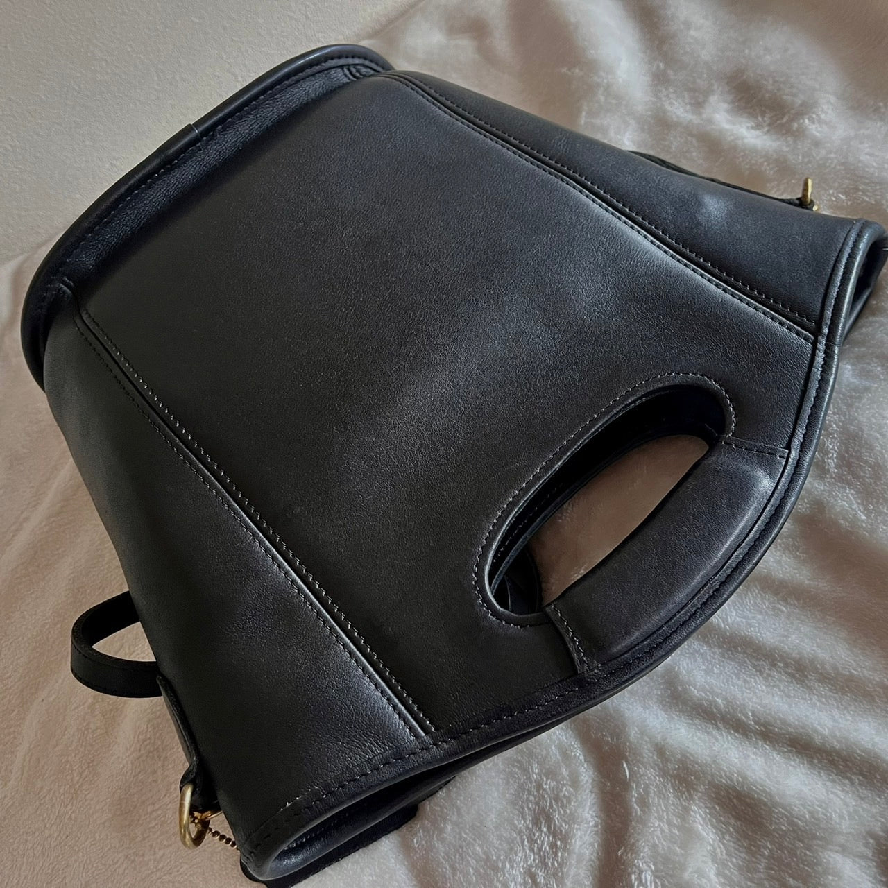 Vintage Coach 9993 Black Leather Mini Shopper Bucket Tote Bag USA – No Extra Fees US Only