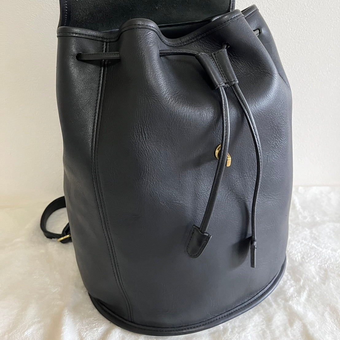 VTG Coach 9943 Black Leather Daypack Backpack Travel Bag – No Extra Fees US Only