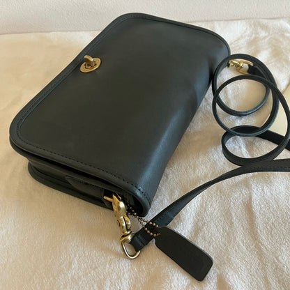 VTG Coach 9755 Green Leather Penny Pocket Purse Crossbody-No Extra Fees US Only