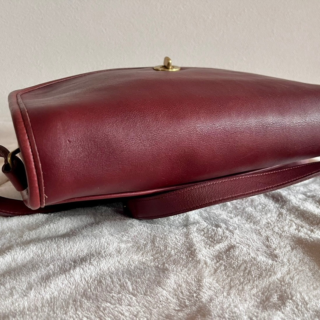 VTG Coach 9790 Rare Burgundy Leather City Crossbody Bag USA – No Fees US Only