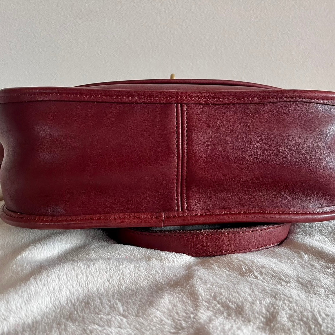 VTG Coach 9790 Rare Burgundy Leather City Crossbody Bag USA – No Fees US Only